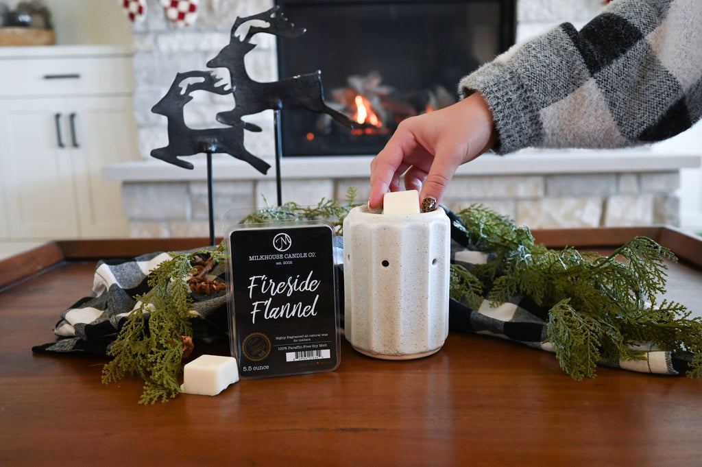 5.5 oz Wax Melts: Fireside Flannel