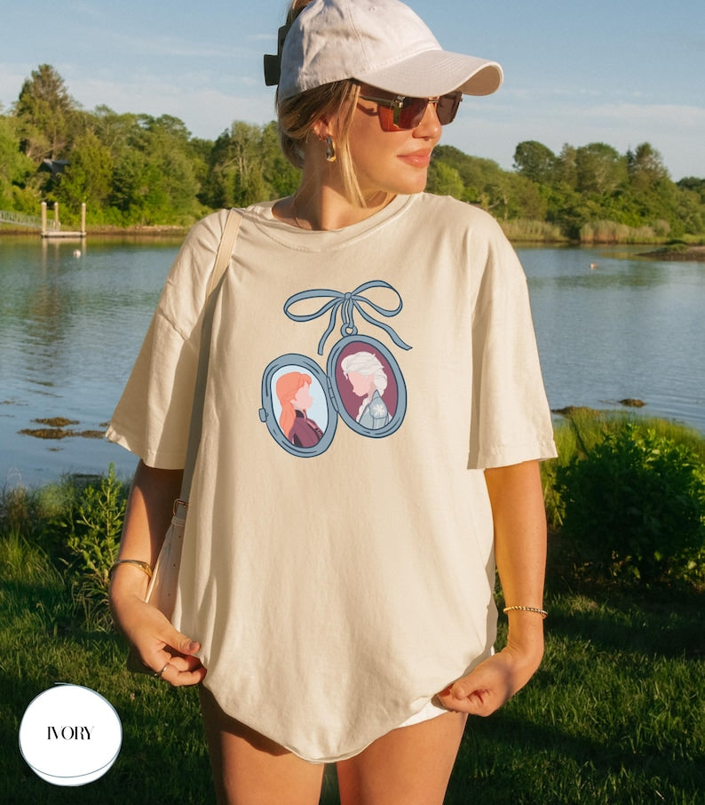 Anna and Elsa Frozen Locket T-shirt | Disney Princess Sisters