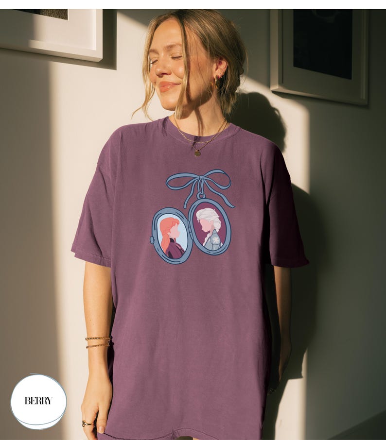 Anna and Elsa Frozen Locket T-shirt | Disney Princess Sisters