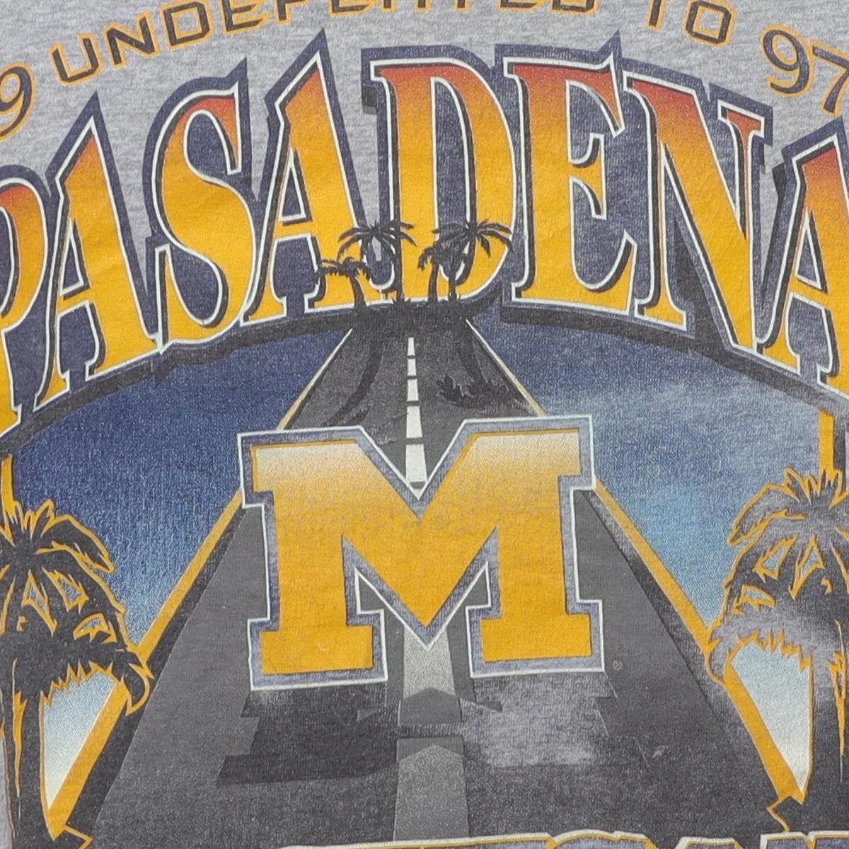 Vintage 1990s Michigan Wolverines "1997 Undefeated to product image 3