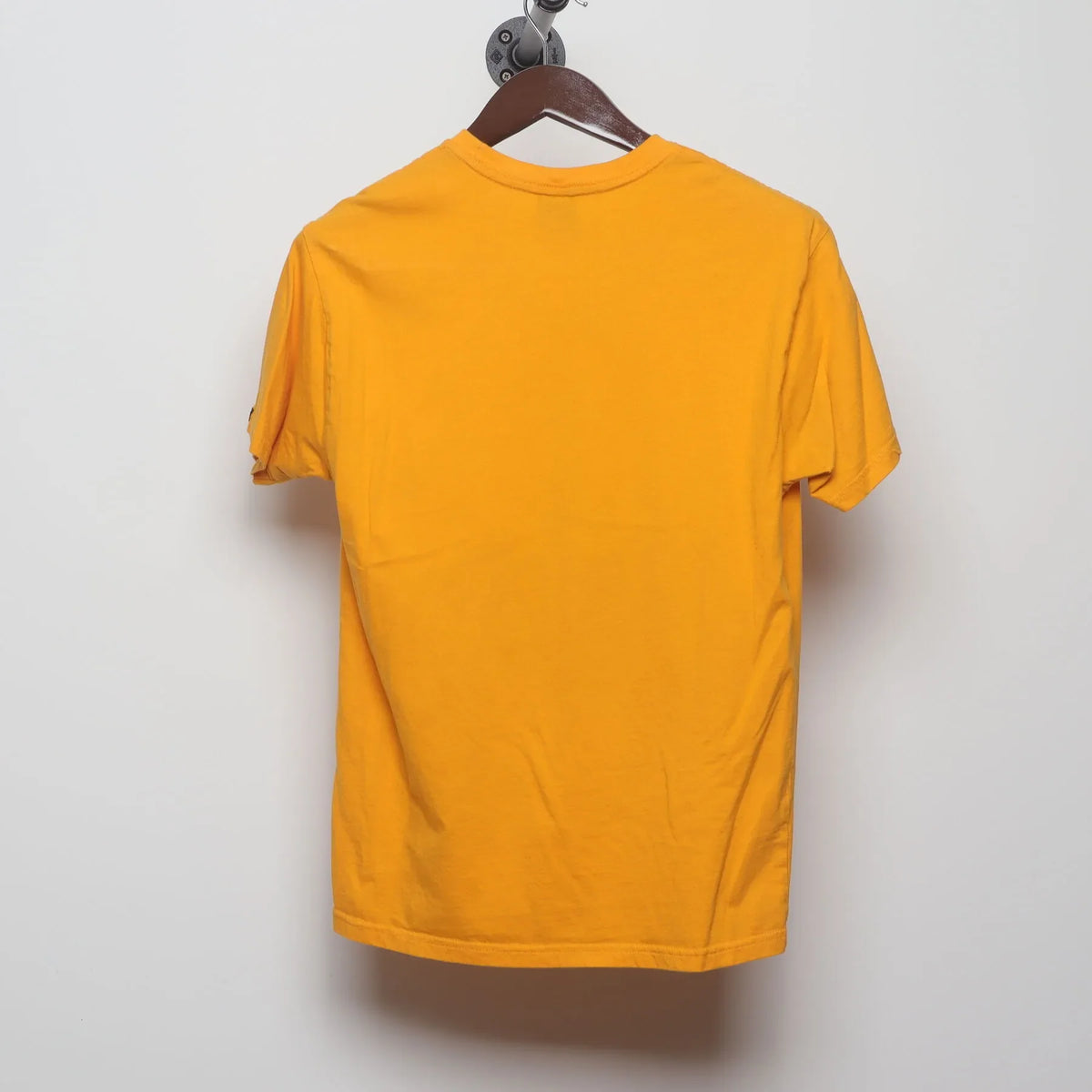 Vintage Y2K Crooks & Castles "Running Crook Mascot" T-Shirt - M